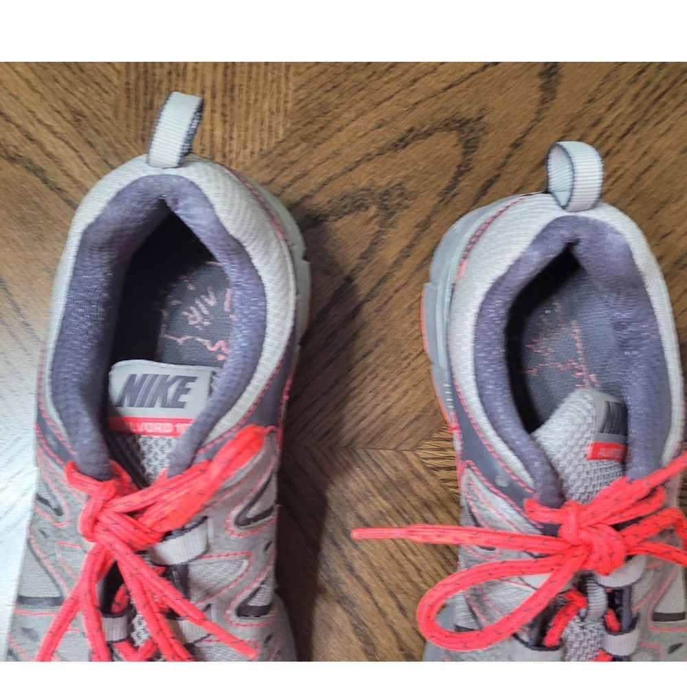 Nike Air Alvord 10 Trail Running Shoes Grey Pink 512038-002 Womens Size 9 - Picture 2 of 9